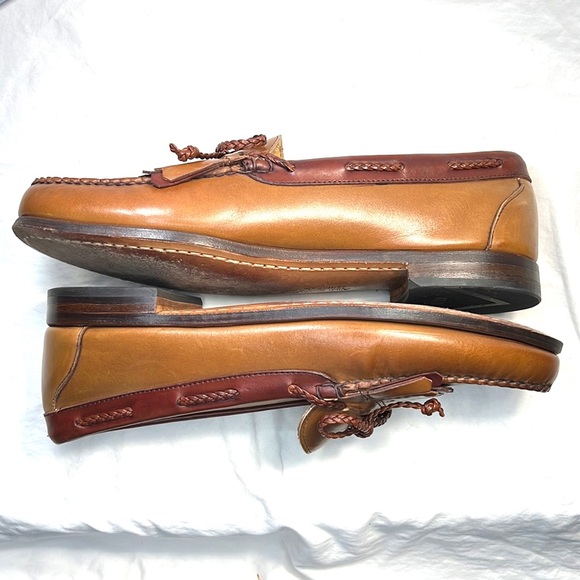 Allen Edmonds Kiltie loafer Sz11 excellent condition hardware - Picture 6 of 9
